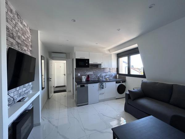 Immeuble à vendre PARAY VIEILLE POSTE (91) et terrain à batir