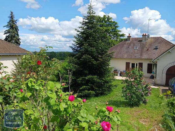 Appartement à louer 6 pièces 135.36m² Blois (41000)