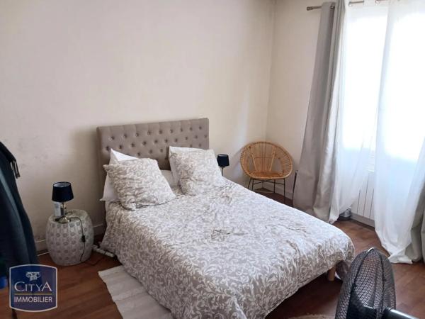 Appartement à louer 6 pièces 135.36m² Blois (41000)