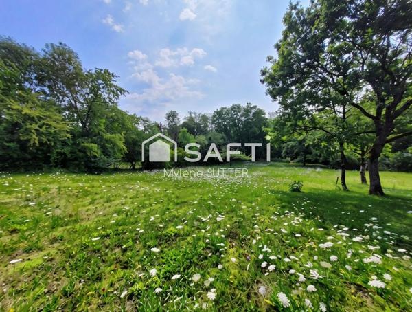 Terrain à bâtir à Houdreville – Environnement privilégié