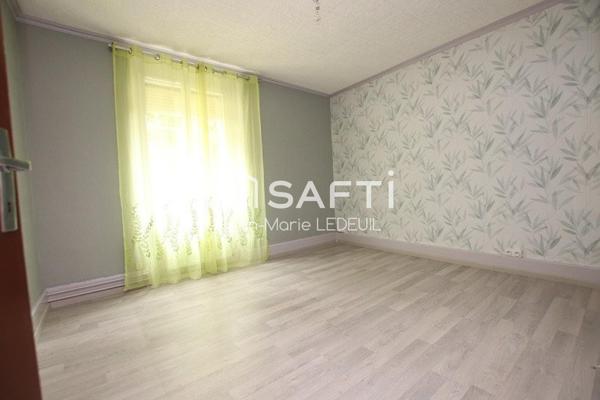 Maison de ville, 3 chambres, jardin, garage