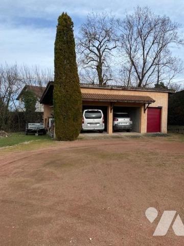 Très belle villa individuelle, construction traditionnelle de 1988 par artisans pour partie de plain