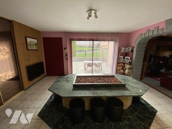 Très belle villa individuelle, construction traditionnelle de 1988 par artisans pour partie de plain