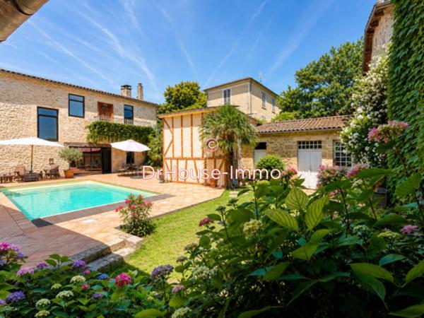 Maison à vendre 12 pièces de 600 m²