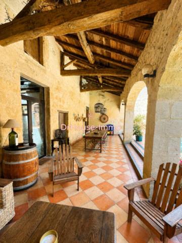 Maison à vendre 12 pièces de 600 m²