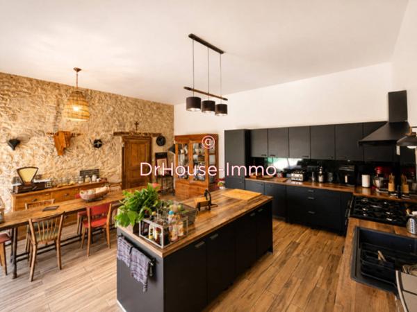 Maison à vendre 12 pièces de 600 m²