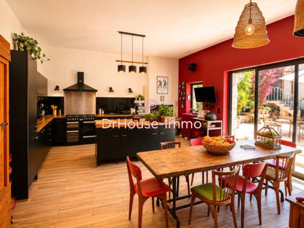 Maison à vendre 12 pièces de 600 m²