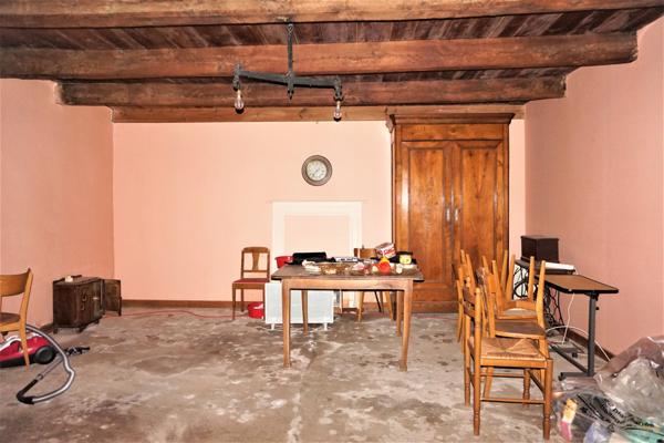 ENSEMBLE EN PIERRE A RENOVER AU PORTE DE BINIC