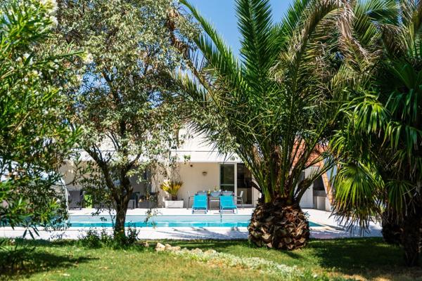 Vente Maison de luxe L'Houmeau 8 Pièces 224 m²