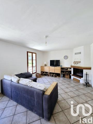 Maison 4 pièces de 88 m² à Clermont (60600)