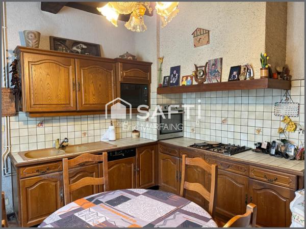 Ensemble immobilier avec piscine et dépendances