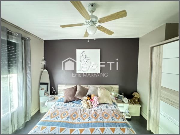 Ensemble immobilier avec piscine et dépendances