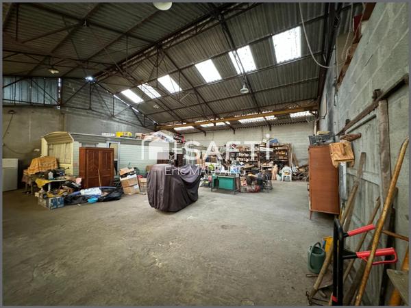 Ensemble immobilier avec piscine et dépendances