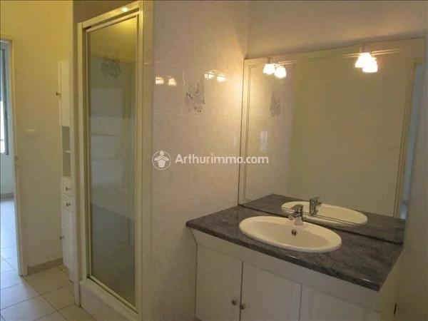 Location Appartement 3 pièces 50 m2 à Matha