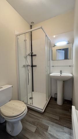 Appartement
                                                                                                                                                                                                                                                                                                                        1 pièce(s)                                                                                                                                                                                                                                                                                                                              24.32  m²