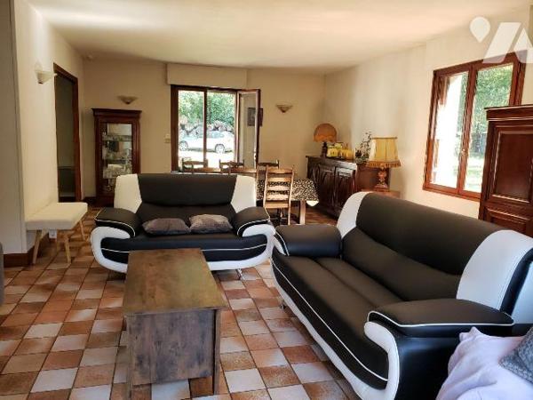 À vendre à Romorantin (41), au c?ur de la Sologne ? située en lisière de forêt, dans la charman...