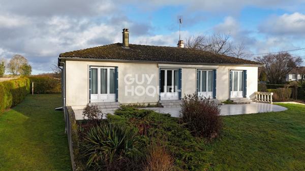 5 km de Bernay, dans un petit hameau , 6 minutes en voiture de la gare