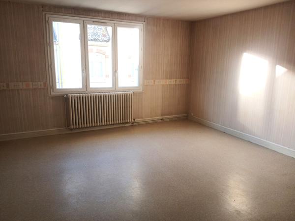 Tours Velpeau Heurteloup Appartement type 3, avec cave, garage et parking