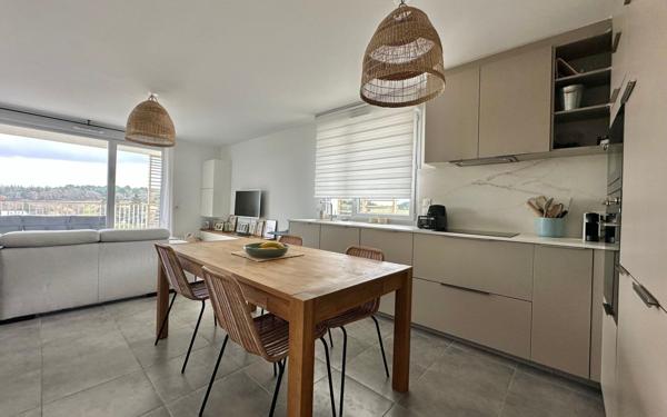 Appartement à vendre    3 pièces • 65,40 m2 Castelnau-le-Lez
