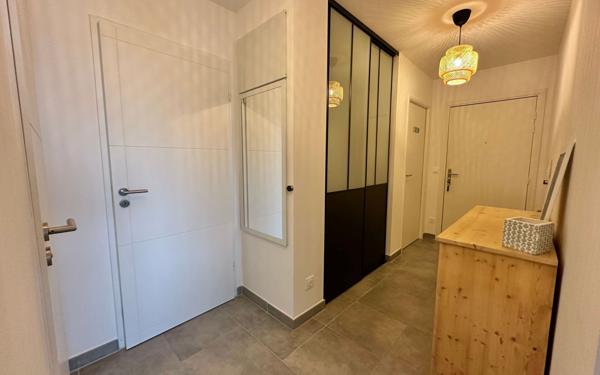 Appartement à vendre    3 pièces • 65,40 m2 Castelnau-le-Lez