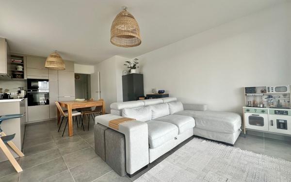 Appartement à vendre    3 pièces • 65,40 m2 Castelnau-le-Lez