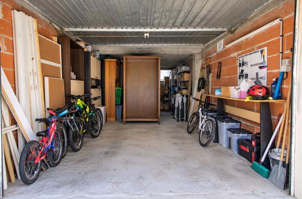 AGEN - Appartement traversant de 92 m² dans une résidence sécurisée, composée de 3 chambres, balcon, loggia et garage