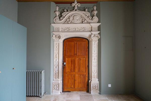 Vente Maison de luxe Saint-Jean-d'Angély 7 Pièces 350 m²
