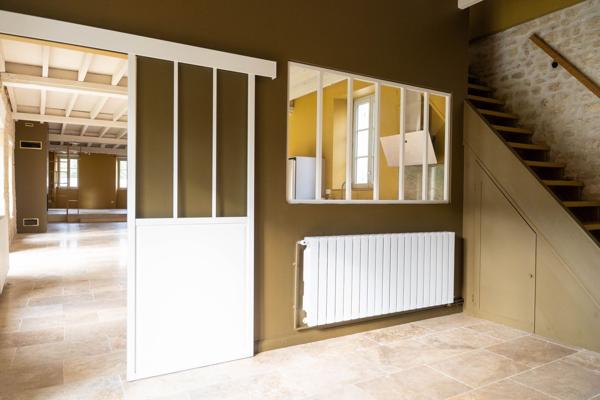 Vente Maison de luxe Saint-Jean-d'Angély 7 Pièces 350 m²