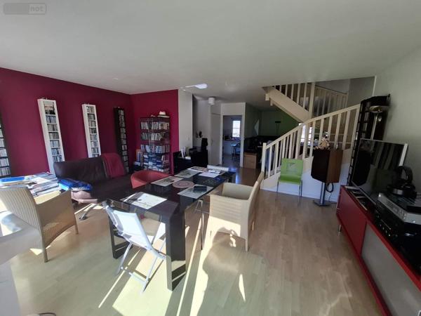 Appartement à vendre à Saint-Jacques-de-la-Lande en Ille-et-Vilaine (35136), ref : 006/2150