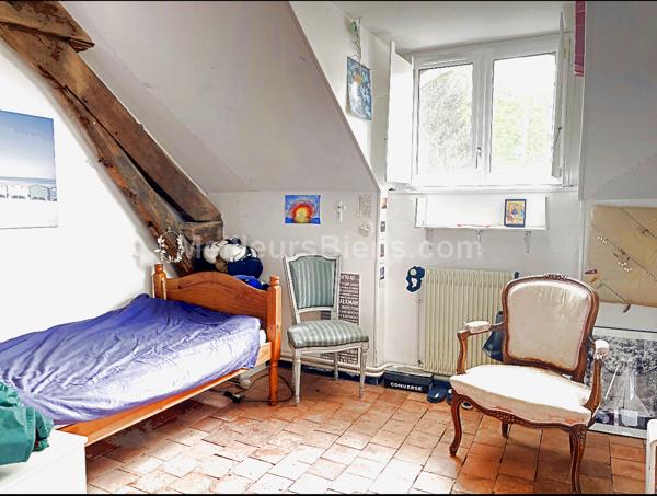 Maison bourgeoise quartier St Serge 202 m2