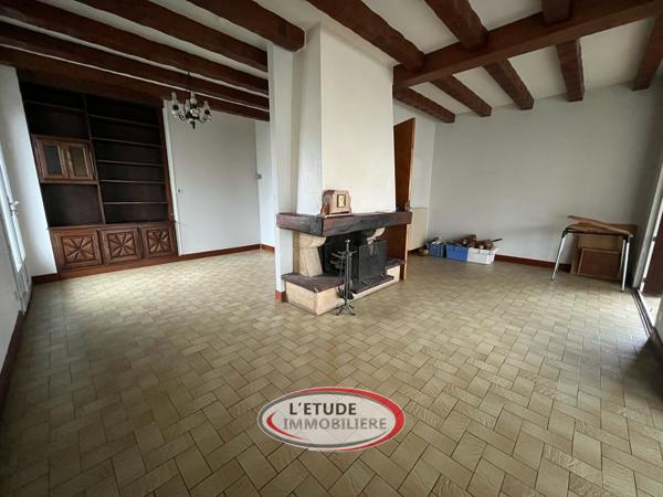 La Chapelle-sur-Erdre bourg : beau potentiel pour cette maison familiale