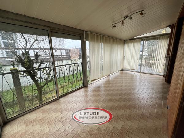 La Chapelle-sur-Erdre bourg : beau potentiel pour cette maison familiale