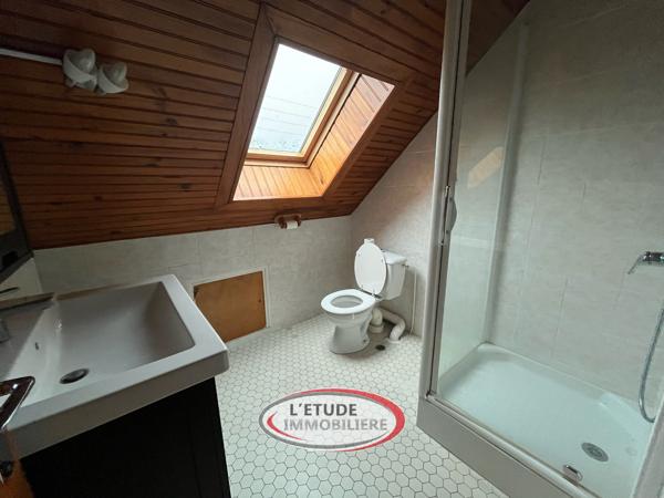 La Chapelle-sur-Erdre bourg : beau potentiel pour cette maison familiale