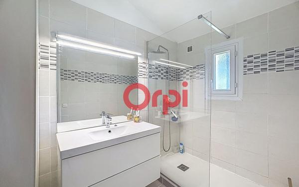 Maison à vendre    6 pièces • 111 m2 Sainte-Maxime