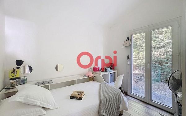 Maison à vendre    6 pièces • 111 m2 Sainte-Maxime