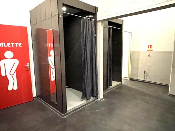 ensemble commercial 2700 m² utiles, centre-ville