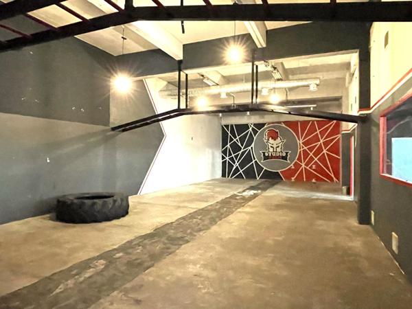 ensemble commercial 2700 m² utiles, centre-ville