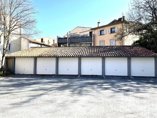 ensemble commercial 2700 m² utiles, centre-ville