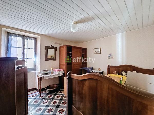 Maison 9 pièces - 170 m² Exclusivité efficity