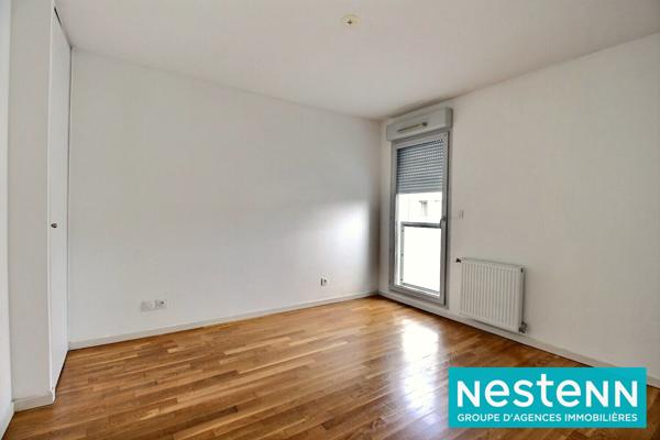 Appartement lumineux 2 pièces, avec terrasse et garage 69150 - Décines Charpieu
