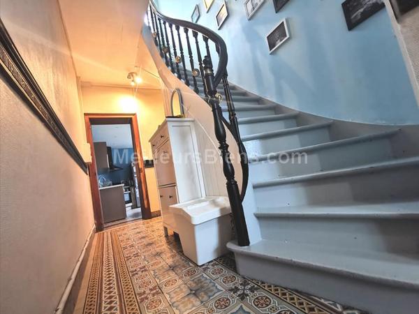 ONNAING - INDIVIDUELLE -  4 CHAMBRES -  2 GARAGES - TERRASSE - JARDIN