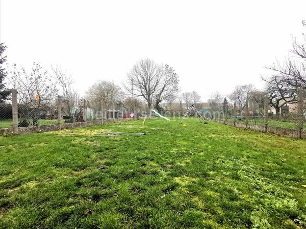 ONNAING - INDIVIDUELLE -  4 CHAMBRES -  2 GARAGES - TERRASSE - JARDIN