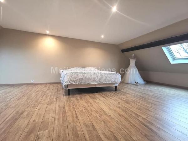 ONNAING - INDIVIDUELLE -  4 CHAMBRES -  2 GARAGES - TERRASSE - JARDIN