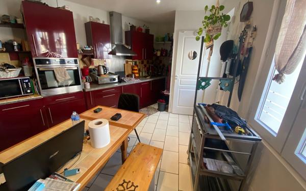 Maison à vendre    2 pièces •  Mèze