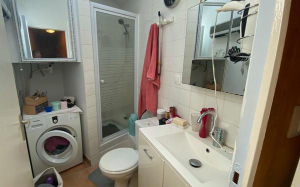 Maison à vendre    2 pièces •  Mèze