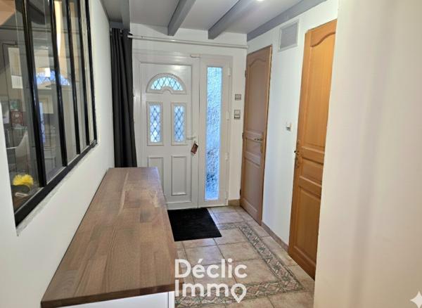 Vente maison Voeuil et giget, 130m² 4 pièces 249 000€ avec piscine