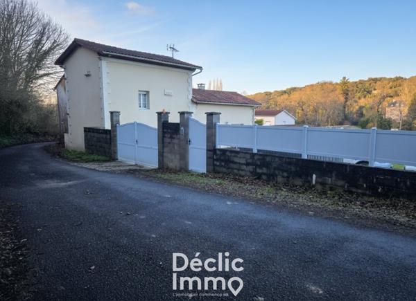 Vente maison Voeuil et giget, 130m² 4 pièces 249 000€ avec piscine