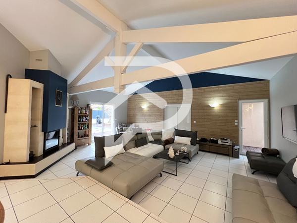 Maison 8 pièces 195 m2