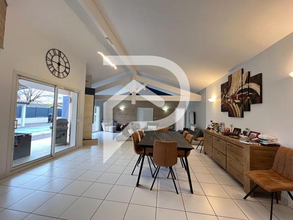 Maison 8 pièces 195 m2