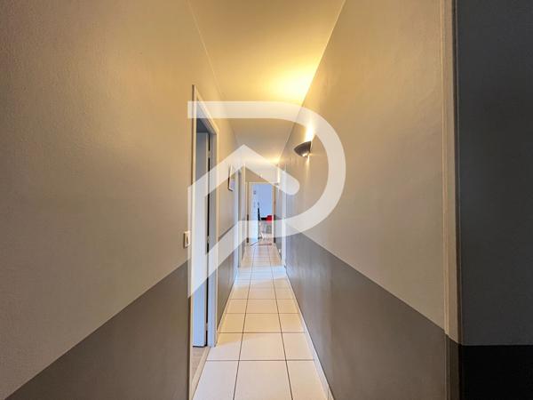 Maison 8 pièces 195 m2